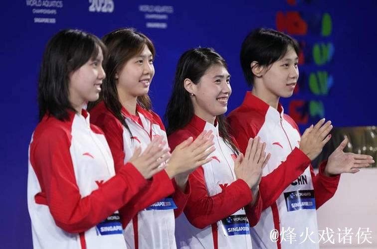 中国女队位列第四 顺利挺进游泳世锦赛4x100米混合接力决赛 中国女队位列第四 顺利挺进游泳世锦赛4x100米混合接力决赛