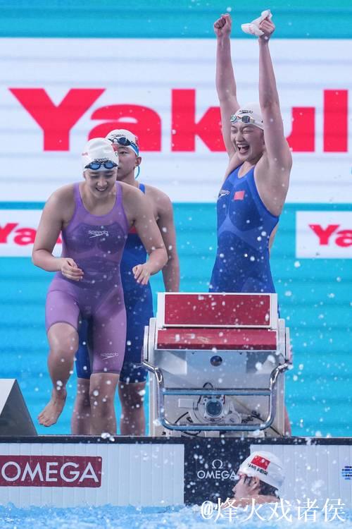 中国女队位列第四 顺利挺进游泳世锦赛4x100米混合接力决赛 中国女队位列第四 顺利挺进游泳世锦赛4x100米混合接力决赛